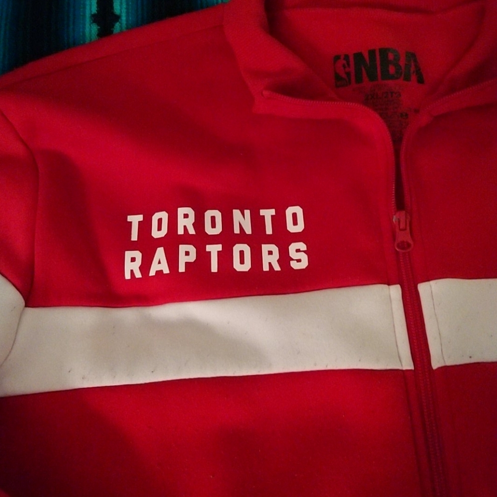 NBA Toronto Rapters Sweater - Picture 4 of 7